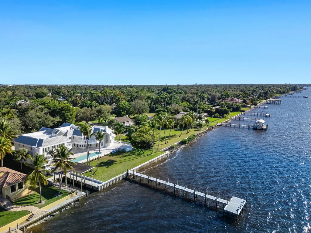 3402 W Riverside Drive Fort Myers FL 33901