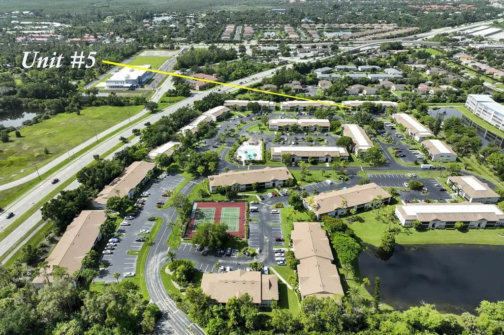 8121 South Woods Circle Fort Myers FL 33919