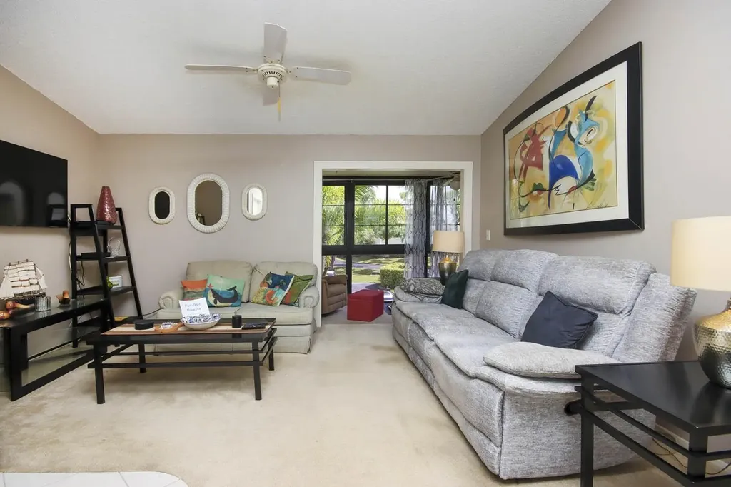 8121 South Woods Circle Fort Myers FL 33919