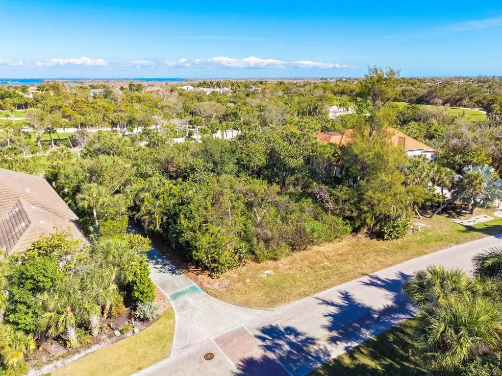 2486 Wulfert Road Sanibel FL 33957