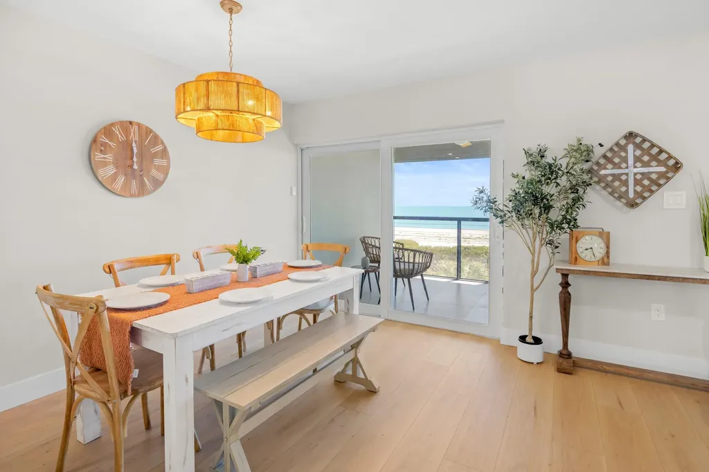 1341 Middle Gulf Drive Sanibel FL 33957