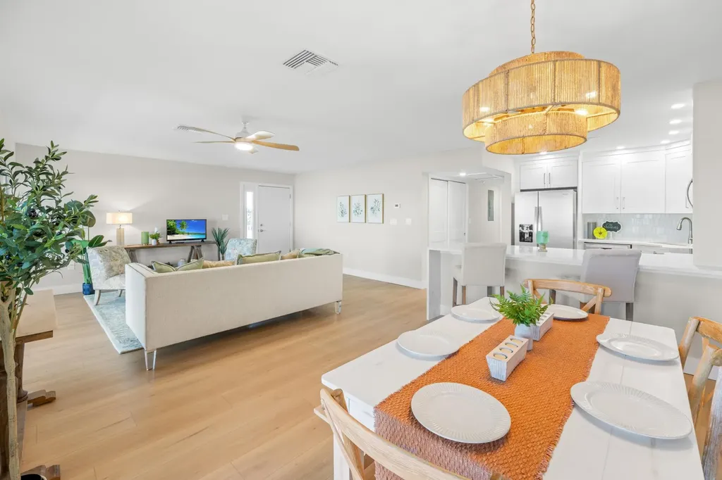 1341 Middle Gulf Drive Sanibel FL 33957