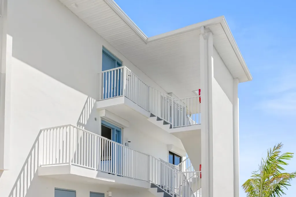 1341 Middle Gulf Drive Sanibel FL 33957