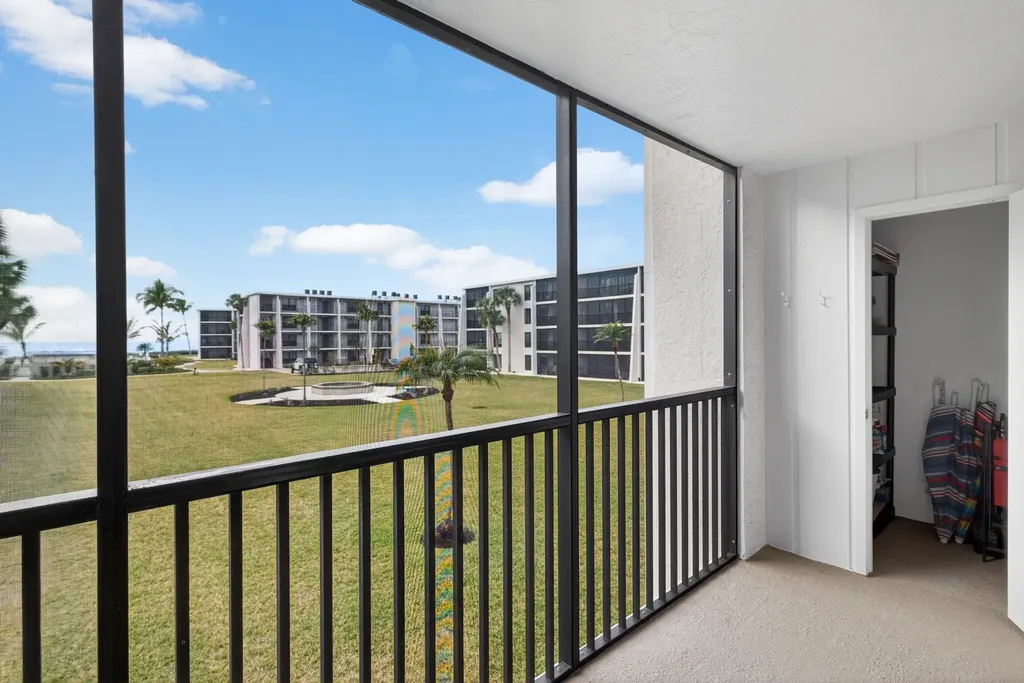 1501 Middle Gulf Drive Sanibel FL 33957