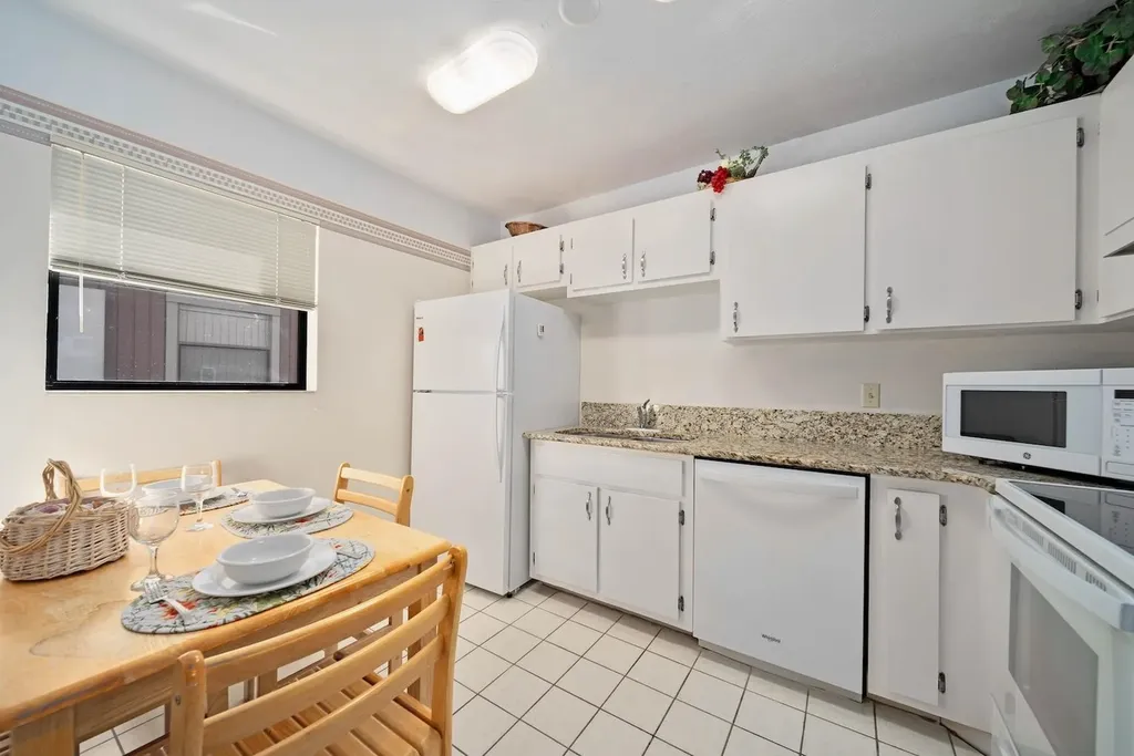 5117 Sea Bell Road Sanibel FL 33957