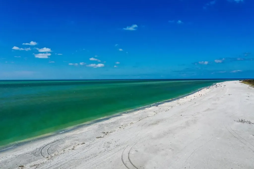5117 Sea Bell Road Sanibel FL 33957