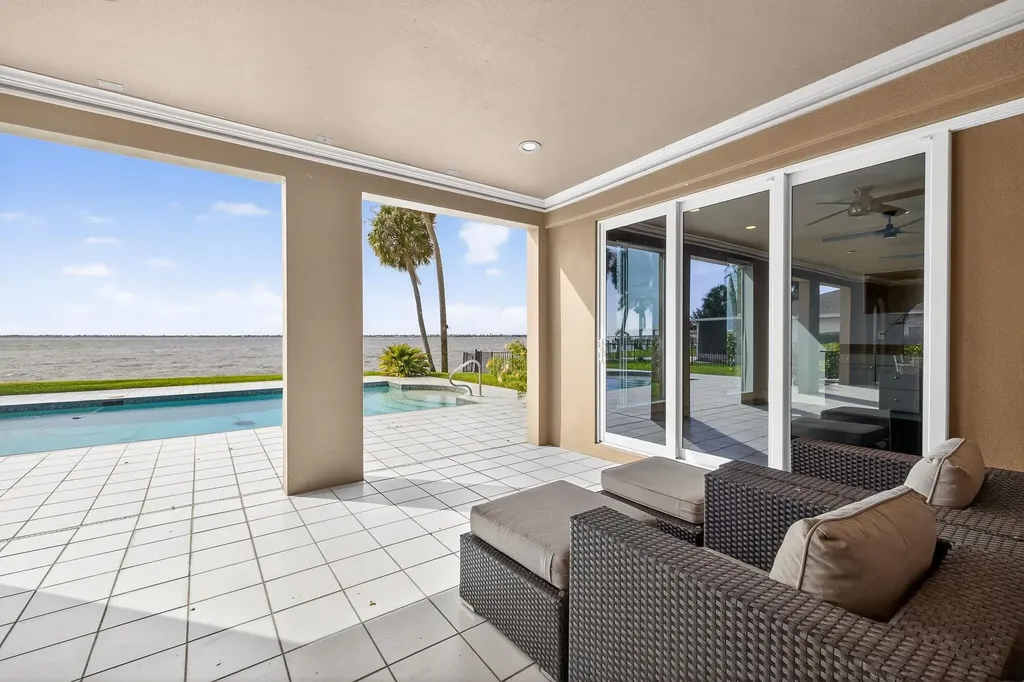 19 George Town Fort Myers FL 33919