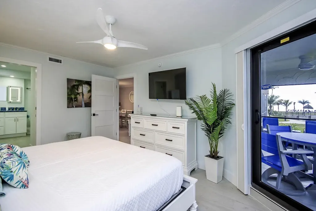 2445 W Gulf Drive Sanibel FL 33957