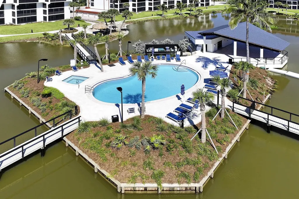 2445 W Gulf Drive Sanibel FL 33957