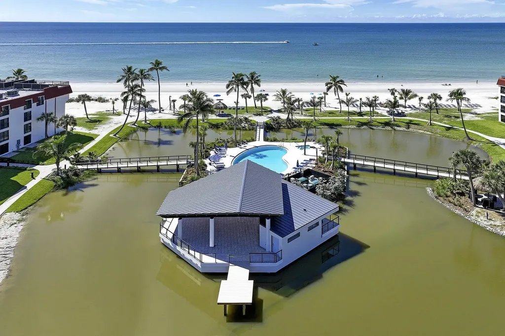 2445 W Gulf Drive Sanibel FL 33957