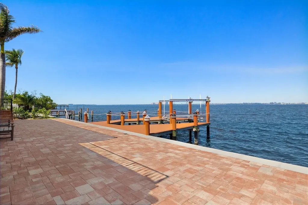 15400 Catalpa Cove Lane Fort Myers FL 33908