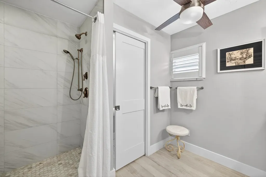 590 Boulder Drive Sanibel FL 33957