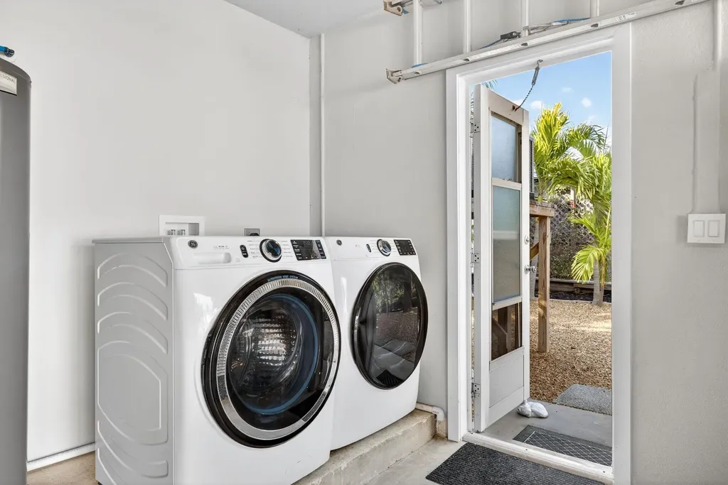 590 Boulder Drive Sanibel FL 33957