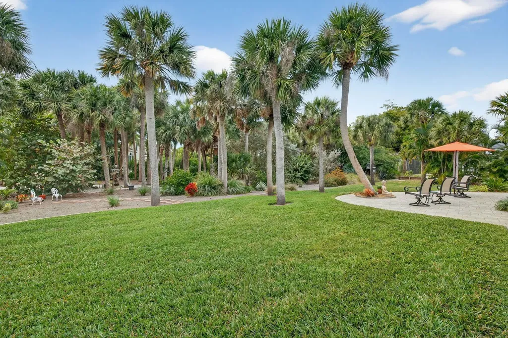 590 Boulder Drive Sanibel FL 33957
