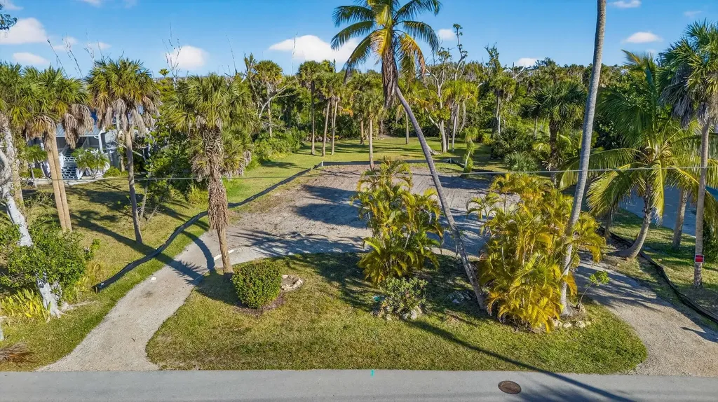 1835 Ardsley Way Sanibel FL 33957