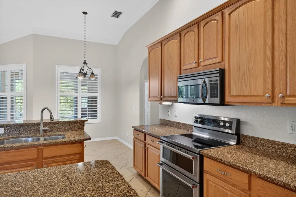 9580 Gladiolus Preserve Circle Fort Myers FL 33908
