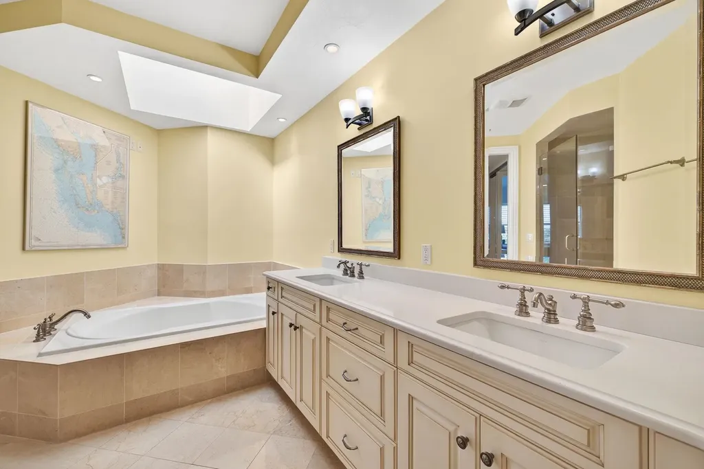 5663 Baltusrol Court Sanibel FL 33957