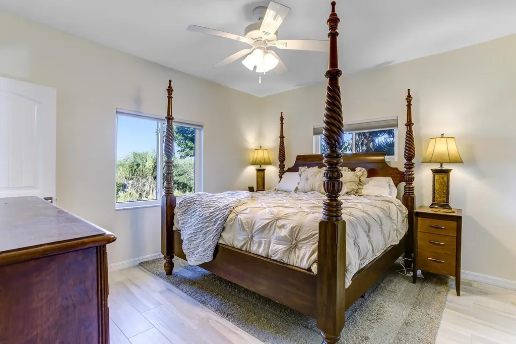 555 Piedmont Road Sanibel FL 33957