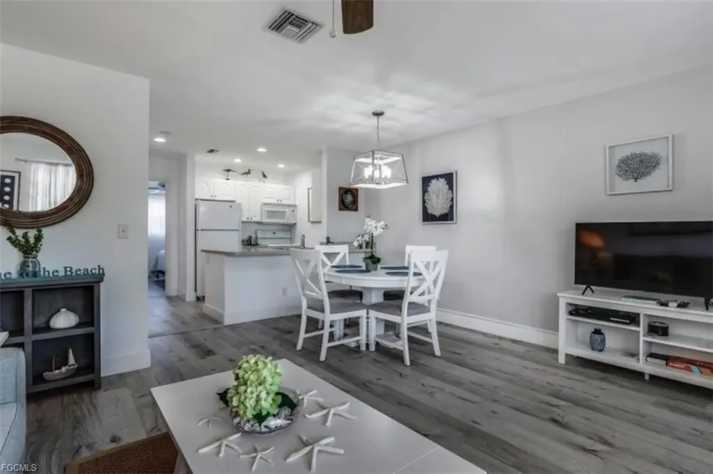 805 E Gulf Drive Sanibel FL 33957