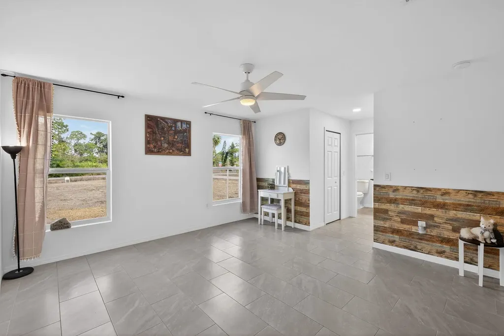 11249 / 11261 6th Avenue Punta Gorda FL 33955
