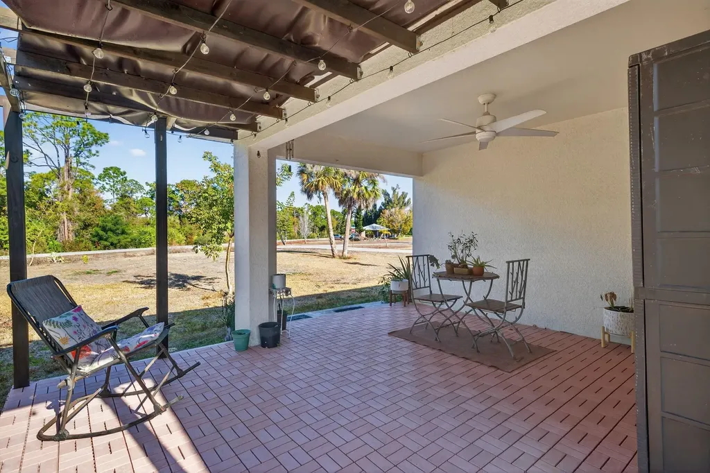 11249 / 11261 6th Avenue Punta Gorda FL 33955