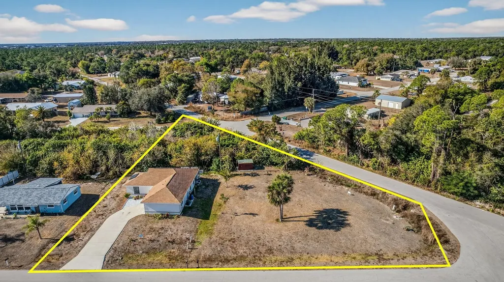 11249 / 11261 6th Avenue Punta Gorda FL 33955