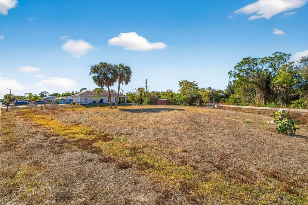 11249 / 11261 6th Avenue Punta Gorda FL 33955