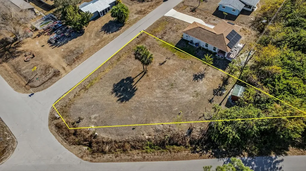 11249 / 11261 6th Avenue Punta Gorda FL 33955
