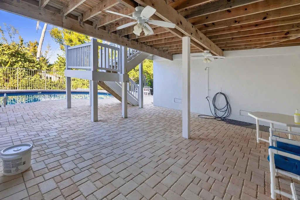 5243 Indian Court Sanibel FL 33957