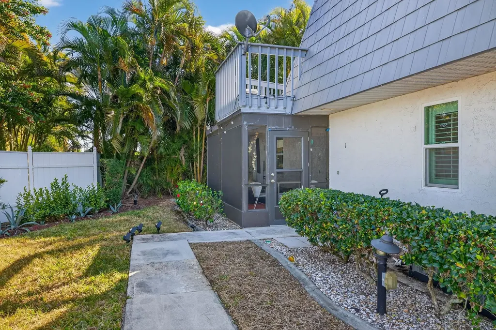 16191 Amberwood Lake Court Fort Myers FL 33908