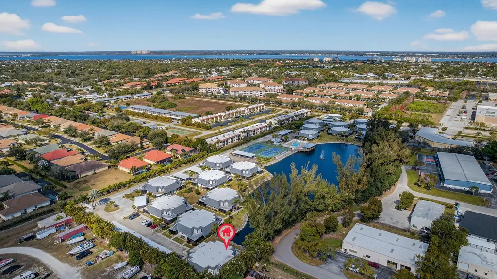 16191 Amberwood Lake Court Fort Myers FL 33908