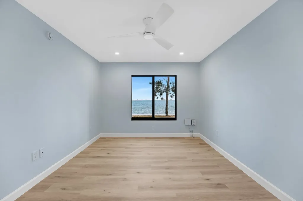 760 Sextant Drive Sanibel FL 33957
