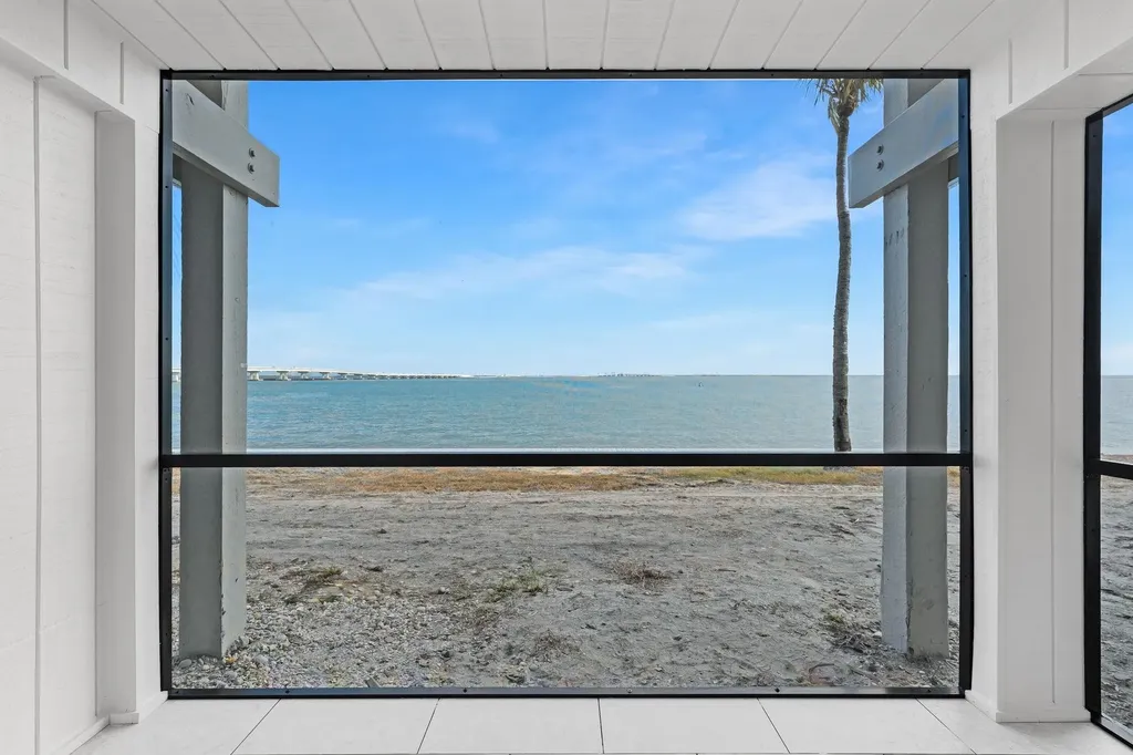 760 Sextant Drive Sanibel FL 33957