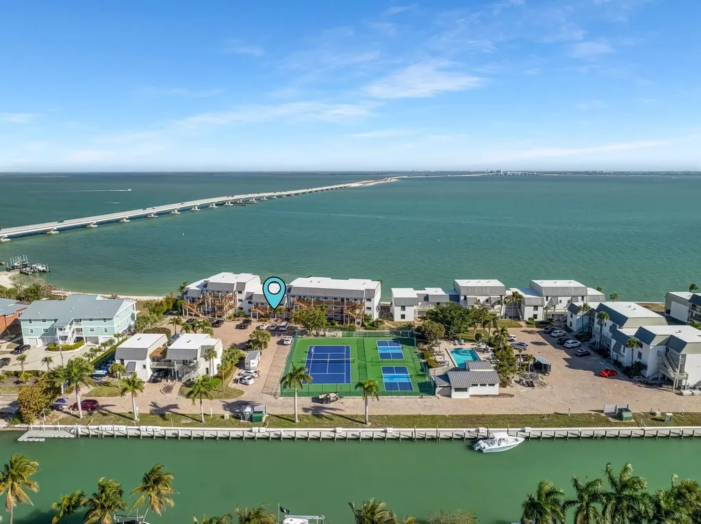 760 Sextant Drive Sanibel FL 33957