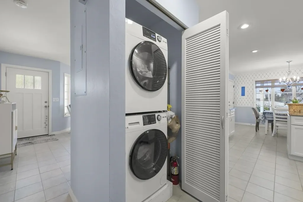 1360 Jamaica Drive Sanibel FL 33957