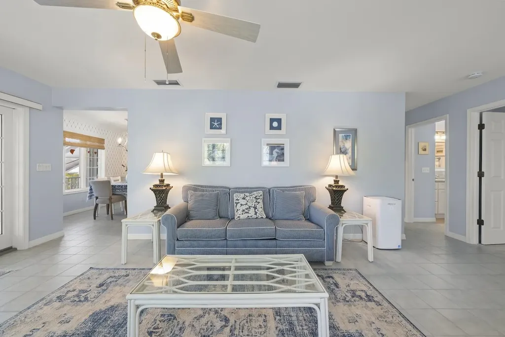 1360 Jamaica Drive Sanibel FL 33957