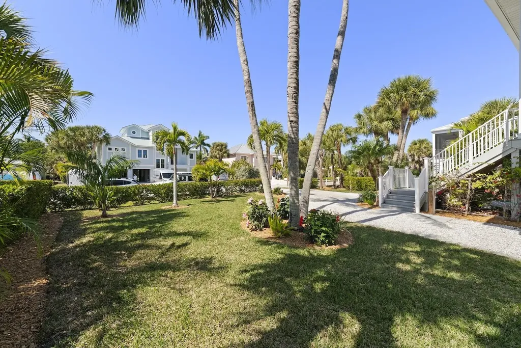 1360 Jamaica Drive Sanibel FL 33957