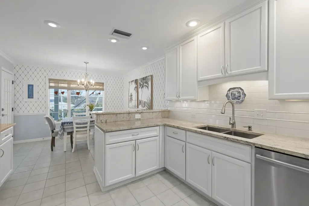 1360 Jamaica Drive Sanibel FL 33957