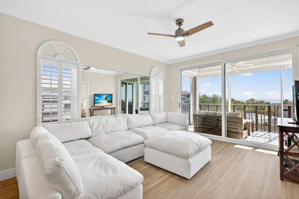 255 Periwinkle Way Sanibel FL 33957