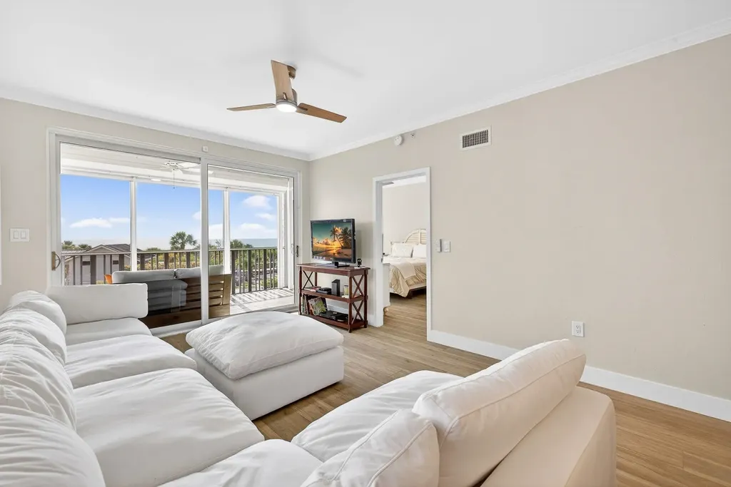 255 Periwinkle Way Sanibel FL 33957