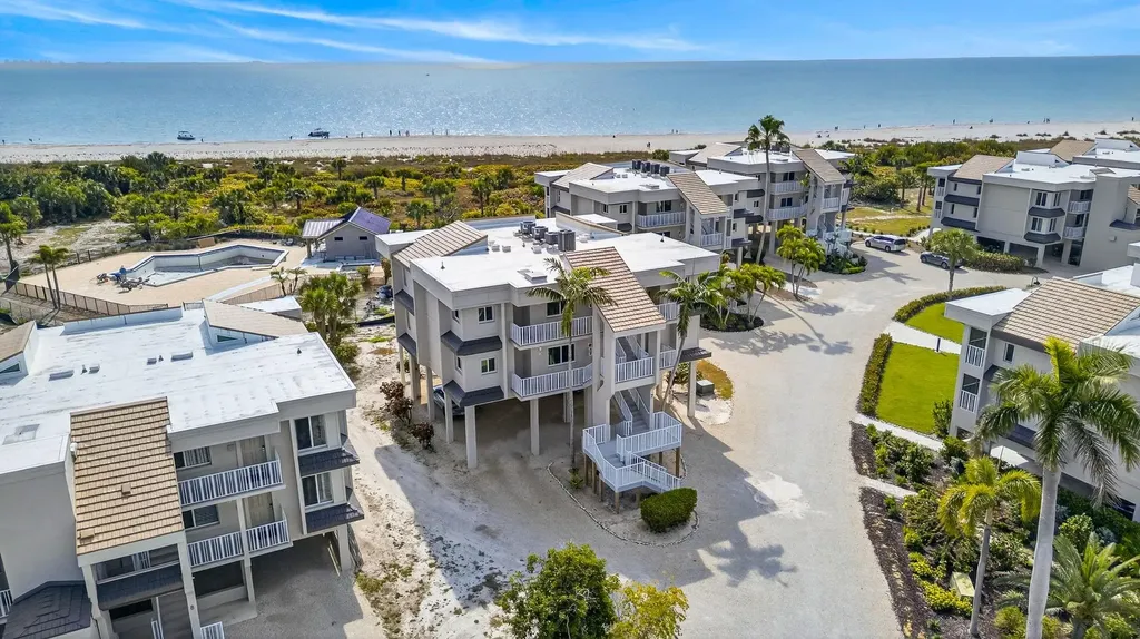 255 Periwinkle Way Sanibel FL 33957