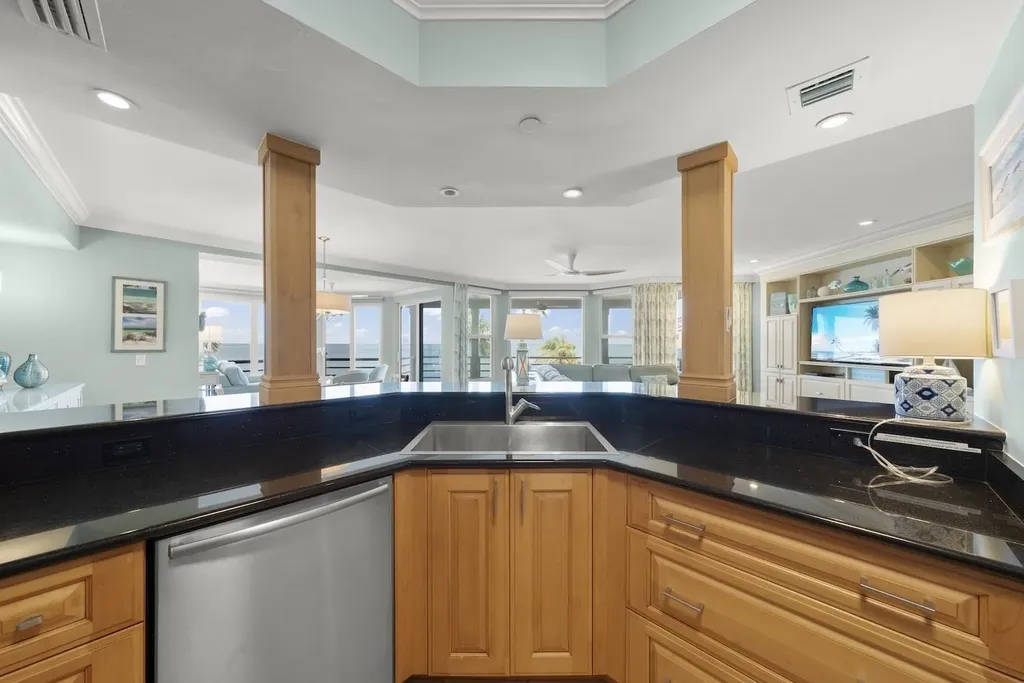 1602 Lands End Village Captiva FL 33924