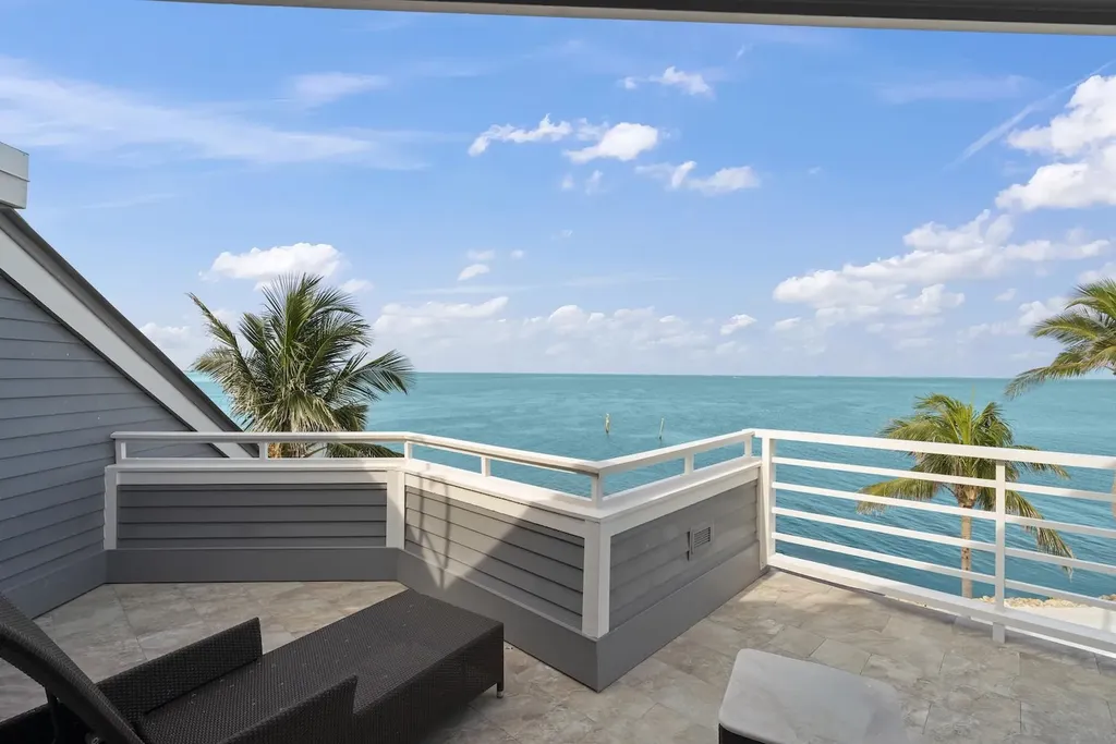1602 Lands End Village Captiva FL 33924