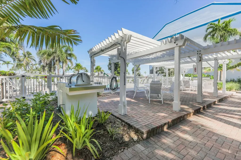 3124 Tennis Villas Captiva FL 33924