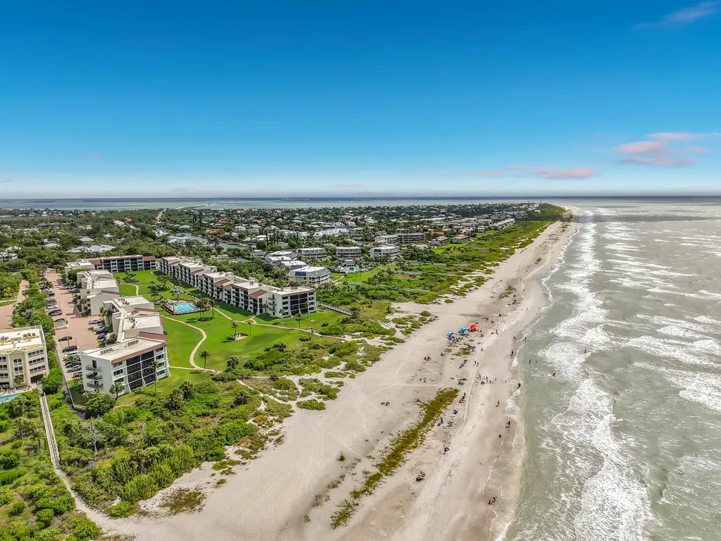 979 E Gulf Drive Sanibel FL 33957