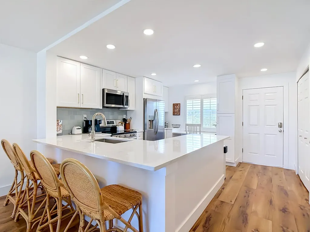 979 E Gulf Drive Sanibel FL 33957