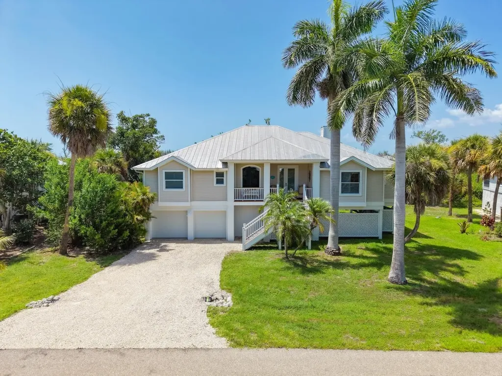 1858 Farm Trail Sanibel FL 33957