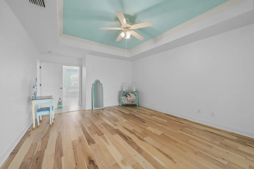 1858 Farm Trail Sanibel FL 33957