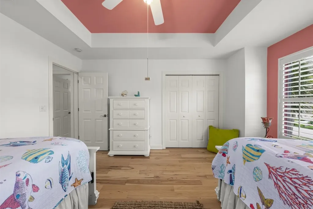 1858 Farm Trail Sanibel FL 33957