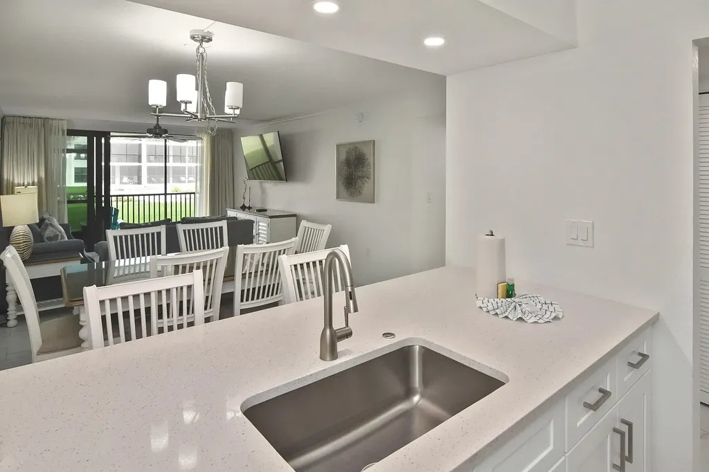 1501 Middle Gulf Drive Sanibel FL 33957